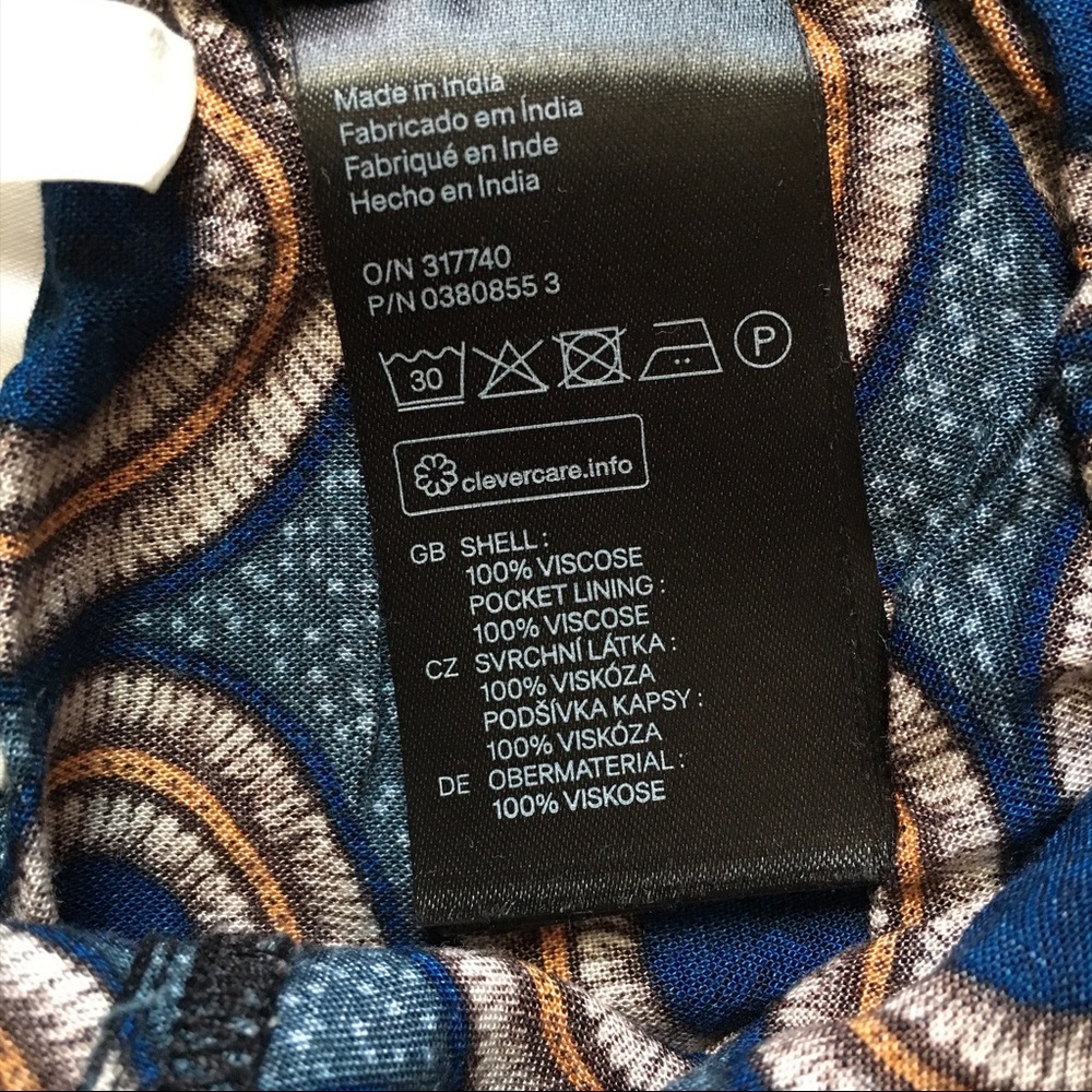 H&M patterned shorts - Picture 4 of 4